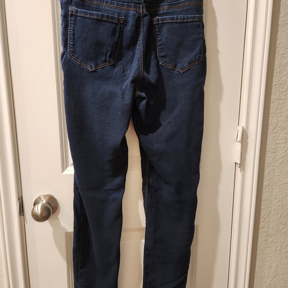 Women's d. jeans skinny stretch blue jeans. Size 8. - Picture 3 of 4
